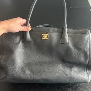 Chanel executive tote - Medium